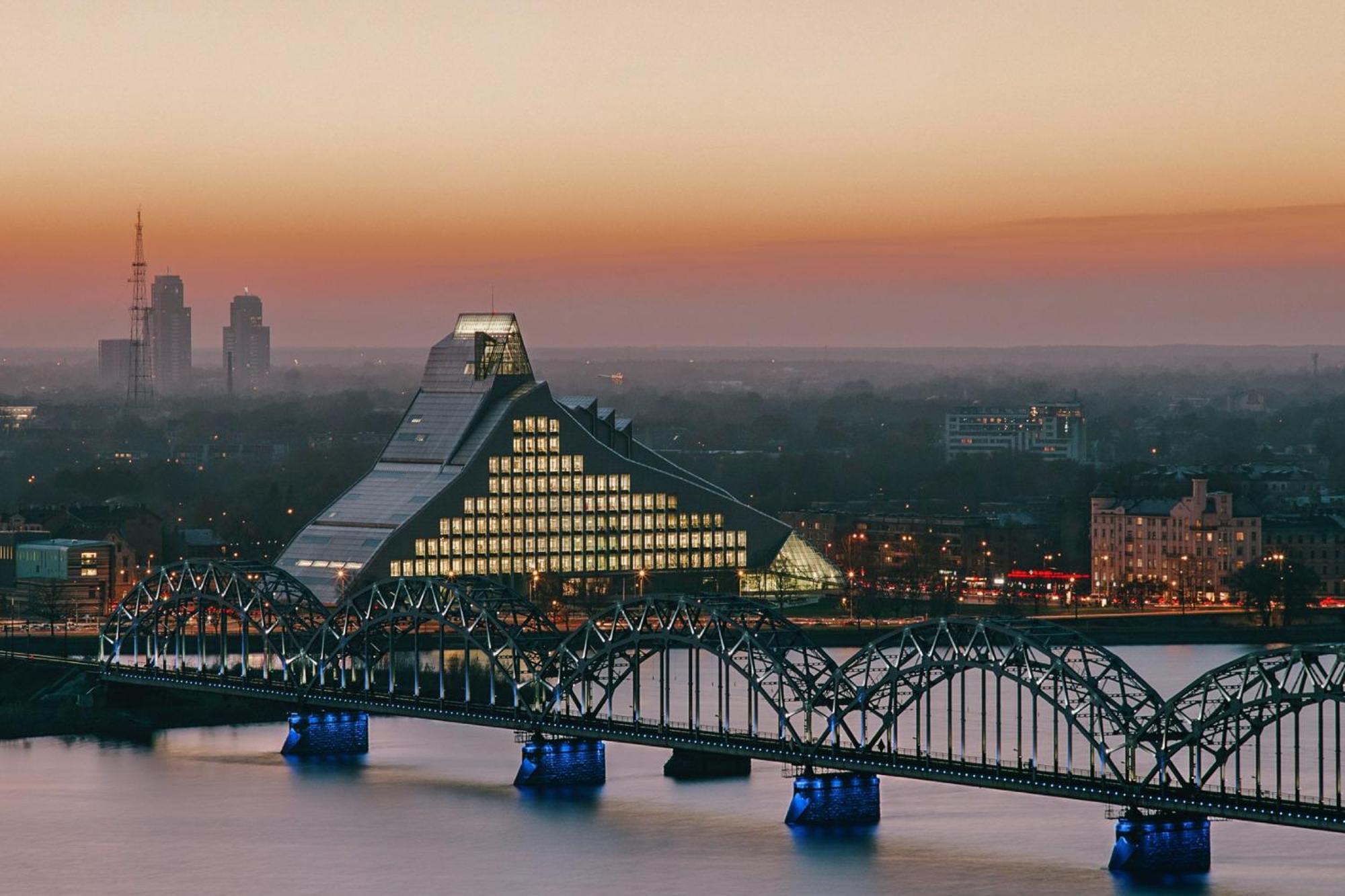 Cozy Place On The Left Bank Riga Exterior photo